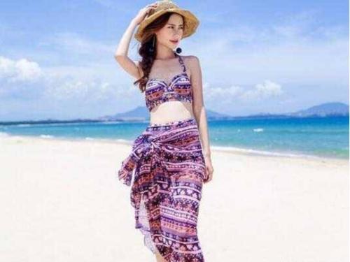 时尚穿搭： 比基尼和连体泳衣, 哪个才是你的最爱?