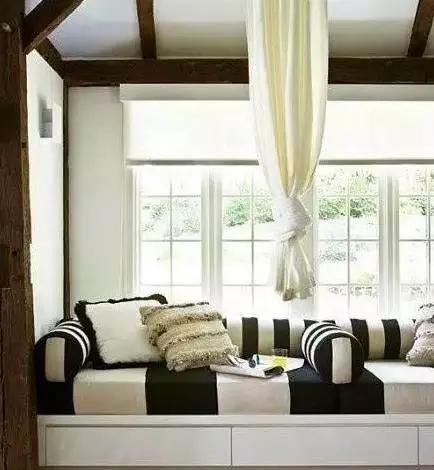  回家：卧室飘窗装修得如此浪漫惬意, 让你恋上回家的感觉!