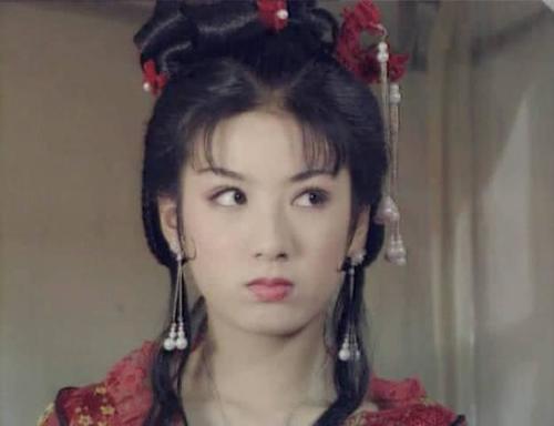 他自爆：与很多女星睡过，因怀孕与黄奕结婚。网友：疯狗一条！