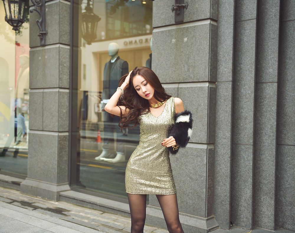 街拍美女模特时尚气质写真