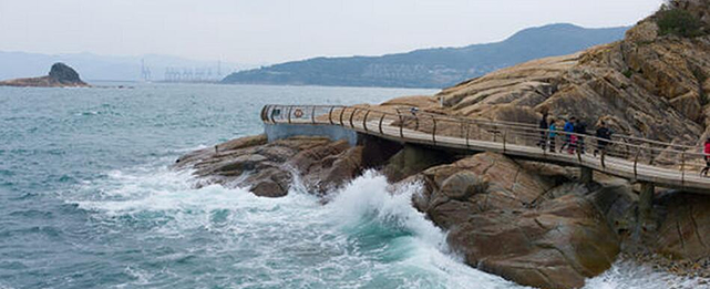 我国一个机场改完名后，被网友戏称“土”，你知道在哪里吗