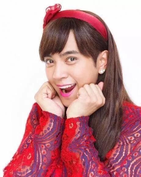 素颜的欧阳娜娜撞脸“朱碧石”?网友:像是亲姐妹!