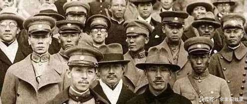 宋美龄当初和张学良关系不错,为什么最后嫁给