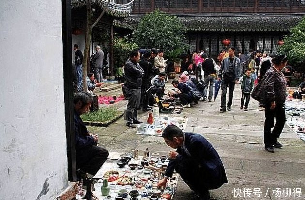 大爷捡了个的石头喊出100000高价，少一分都不卖，村民差不多得了