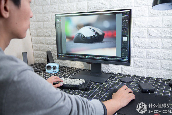 一款适合家用和工作的4K显示器?BenQ 明基 PD2700U显示器测评体验