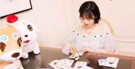 沈月只是剪了发型，160cm穿搭出180的气场，网友：这发型看了想剪