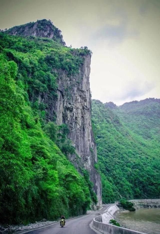 修了整整12年，这条滇西的秘境之路，被称为“神魔道”