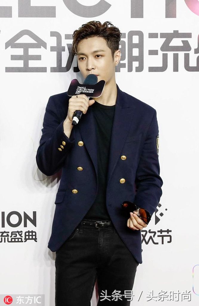 “花儿爷”张艺兴上线 看有排场的张艺兴如何演绎有排场的解雨臣