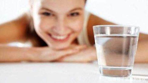 原来喝鸡汤并不养人？告诉你5个老年人最容易轻信的健康谣言