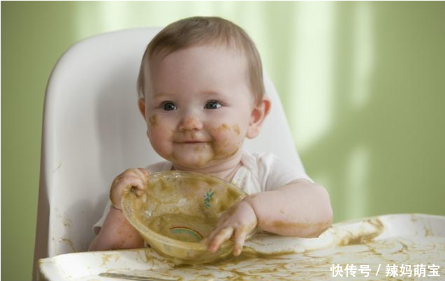 一岁以后的宝宝每天辅食和奶怎么安排?可以和