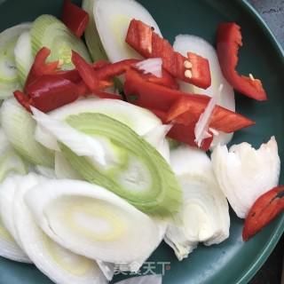  「芽葱」“春日应季美食”春葱炒肉