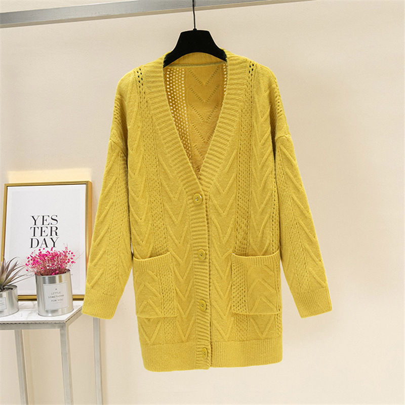 老婆身高不足1米6，也不穿短裙!这件秋装+靴子，显高到不行