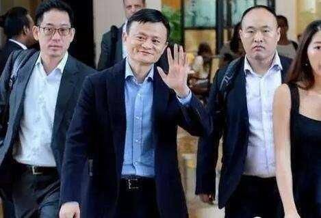 马云雇个保镖都花一百万, 为什么会说自己对钱没有兴趣?