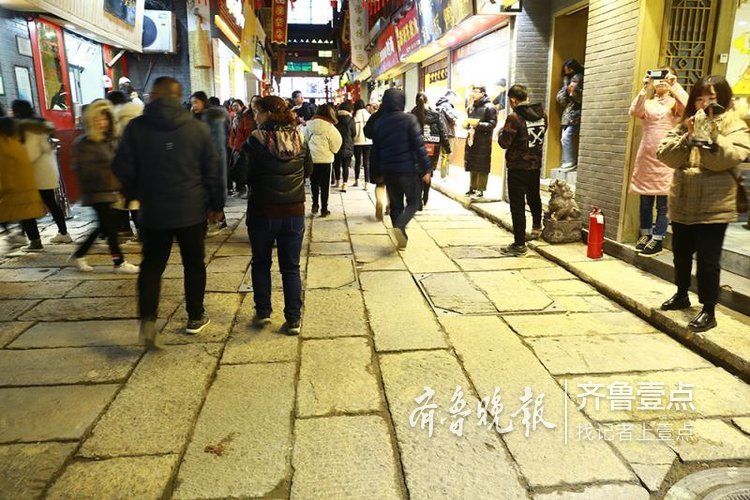 太热闹!芙蓉街开街后的不眠夜