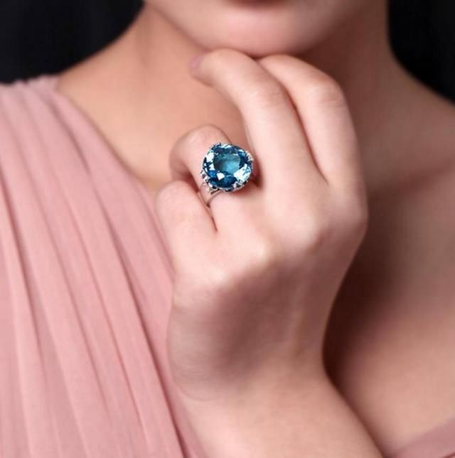 心理测试:选一个最符合你气质的戒指，测测你的魅力来自哪里