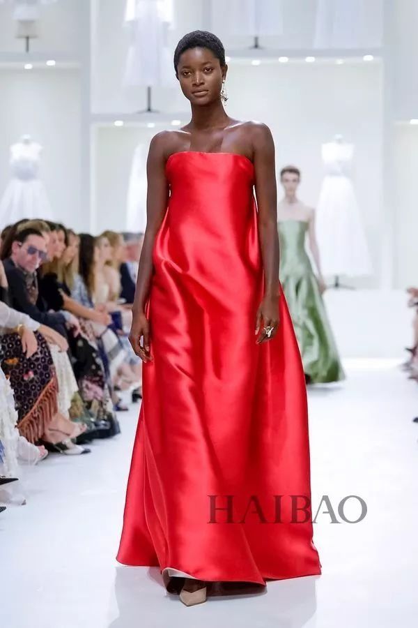 谁说这个颜色土了?这样明明穿起来就很好看!