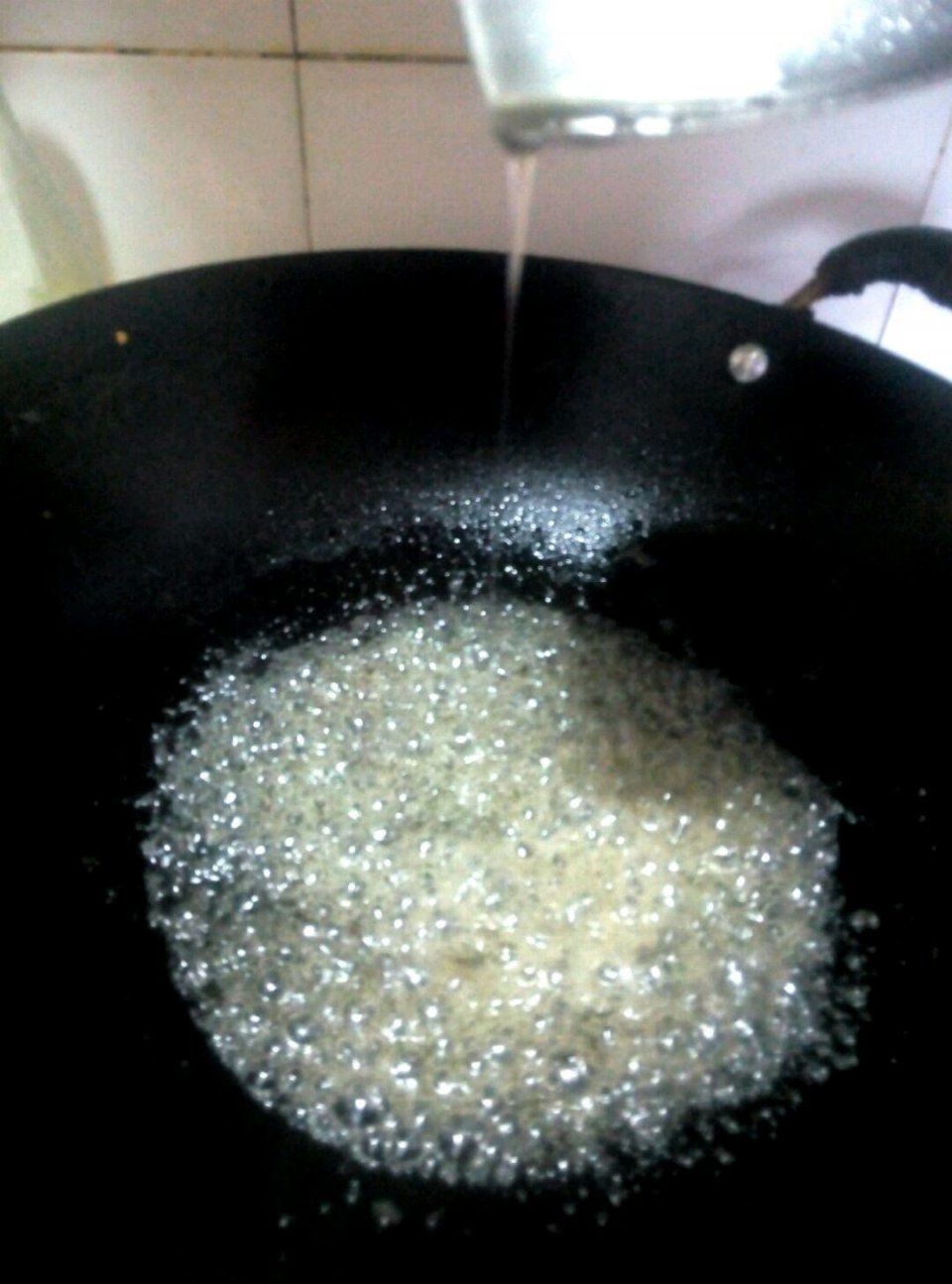 简单好用的祛斑方法:白糖加它，睡前擦脸，半月脸蛋满满胶原蛋白