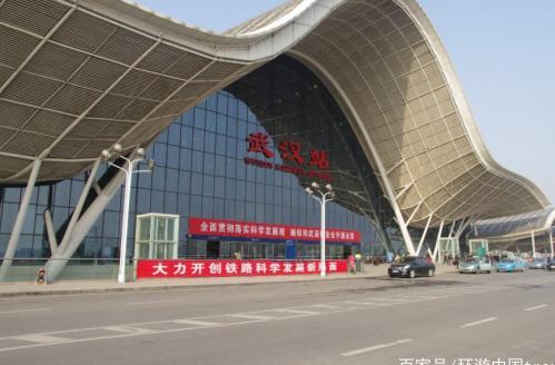 中国最漂亮火车站：花费140亿，历时5年才建好，获得多项建筑大奖