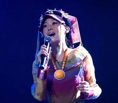 云朵 云飞真正关系 合唱的歌更是听醉了