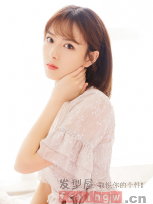 适合初秋的清新女生发型 选对发型很重要