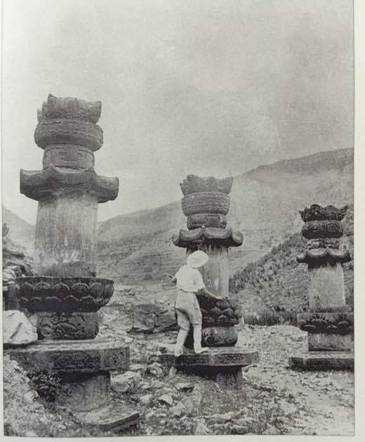  工作：林徽因35张工作照，很是珍贵！每一张都很美！