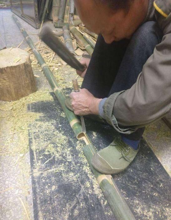 农村父亲硬要为我做一套“竹沙发”，完工后我愣住了!谁见过?