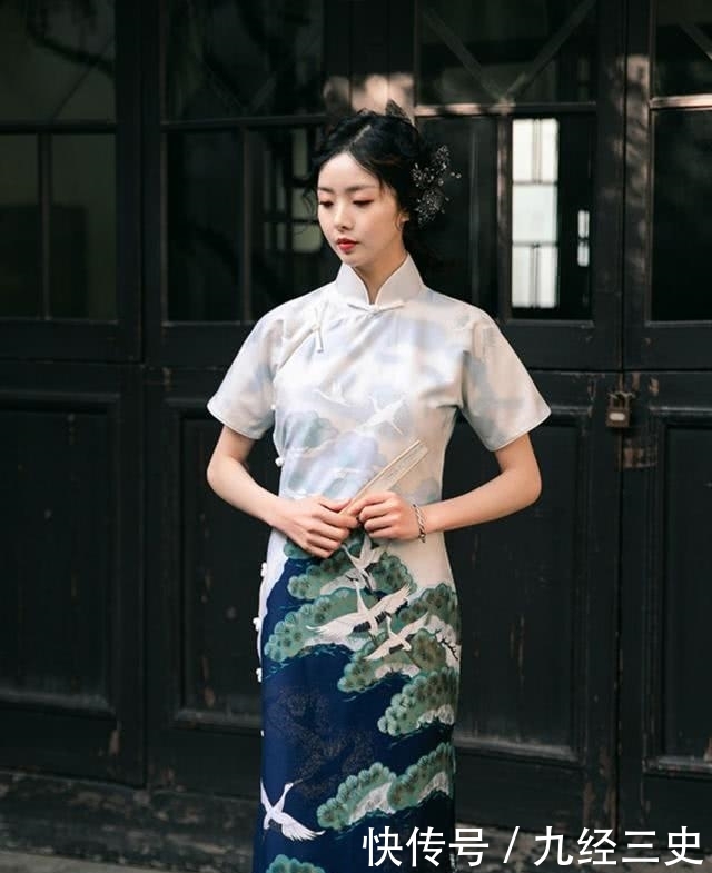 『位小仙女们』今年火了一种裙子叫“旗袍裙”,优雅显瘦有气质,内搭单穿都好看