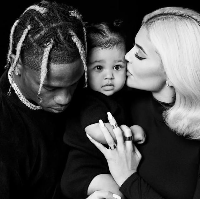  「很爽」做Travis Scott和Kylie的女儿是什么体验？Stormi:谢邀，很爽