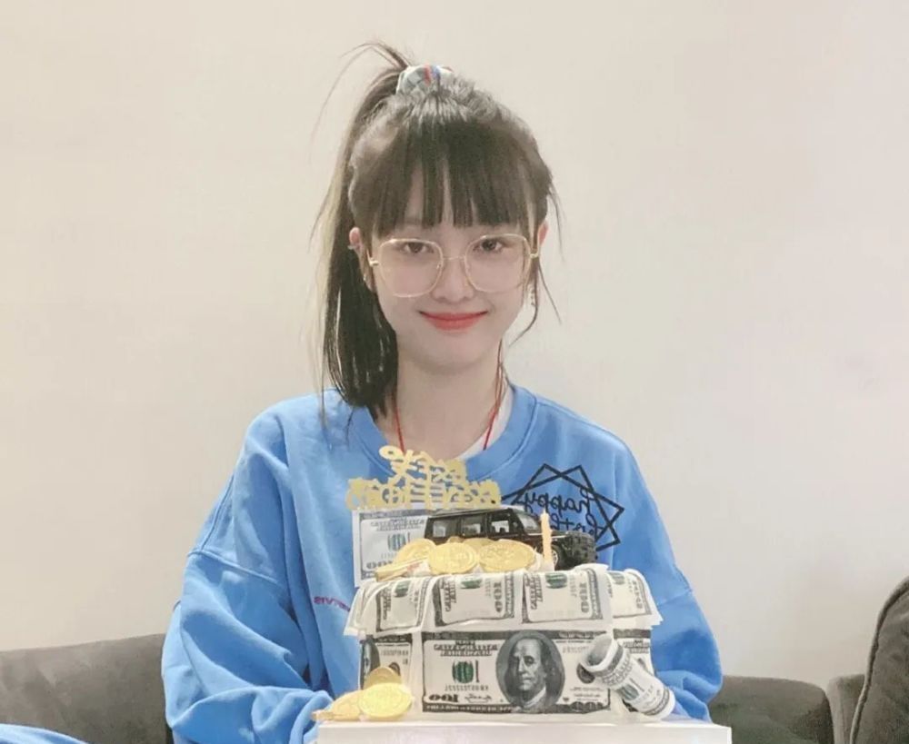  #同款#爱豆同款刘海太绝了，显脸小还不挑人！