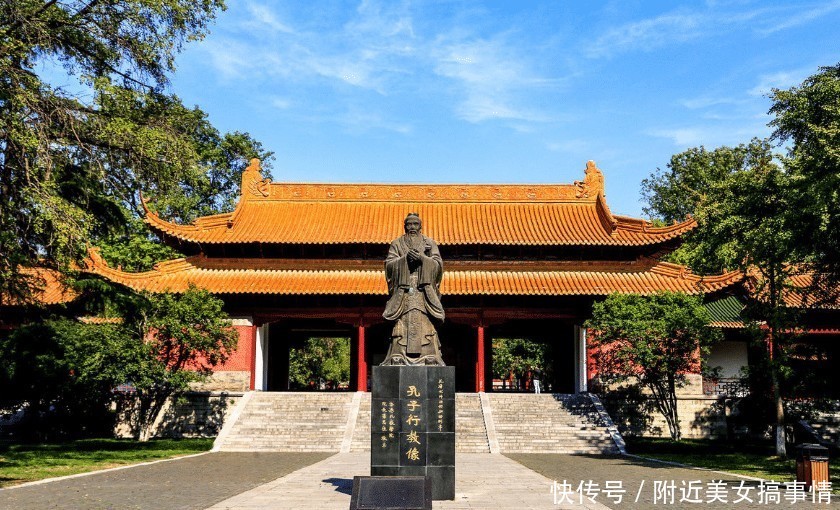 南京夫子庙,为何很多当地人都不愿意前往呢?网友:变味了