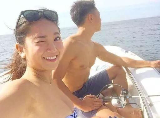 抢世界杯头条?破出柜传闻?昨晚蒋劲夫可干了不少事……