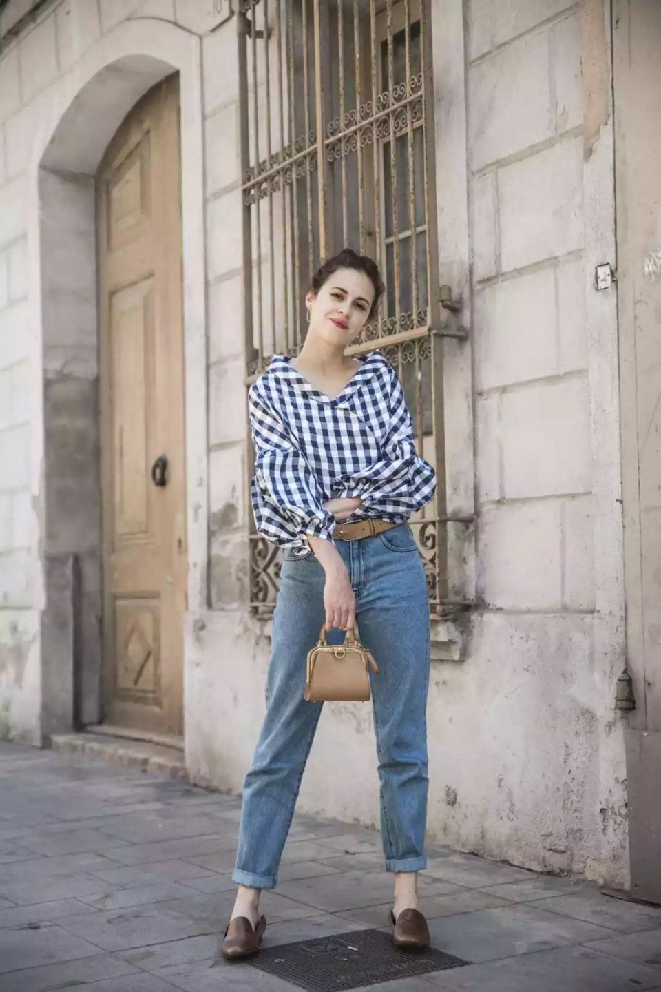  平底鞋+高腰裤穿得好，真没高跟鞋什么事了!