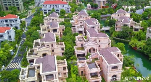中国最富小区：价值千万别墅遍地，当地人却直言：有钱都不能住！