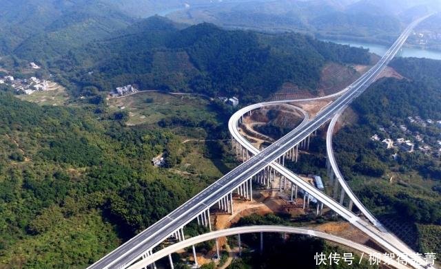 四川喜迎自贡东站高铁线，预计2020年建成，重庆、上海朝发夕至