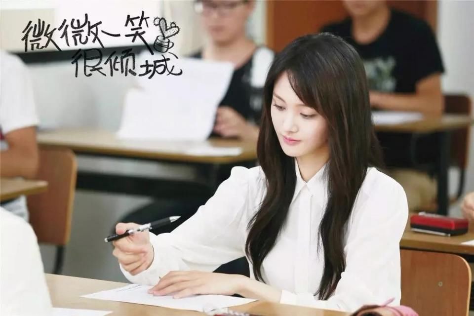 郑爽的少女感，原来都是靠“初恋系”妆发?