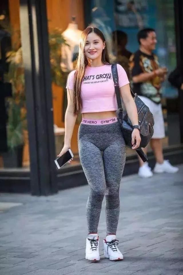 粗腿妹子们的紧身裤