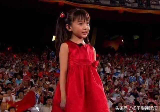 今早被穿越了?10年了啊!张艺谋回应林妙可假唱事件再次微博发酵