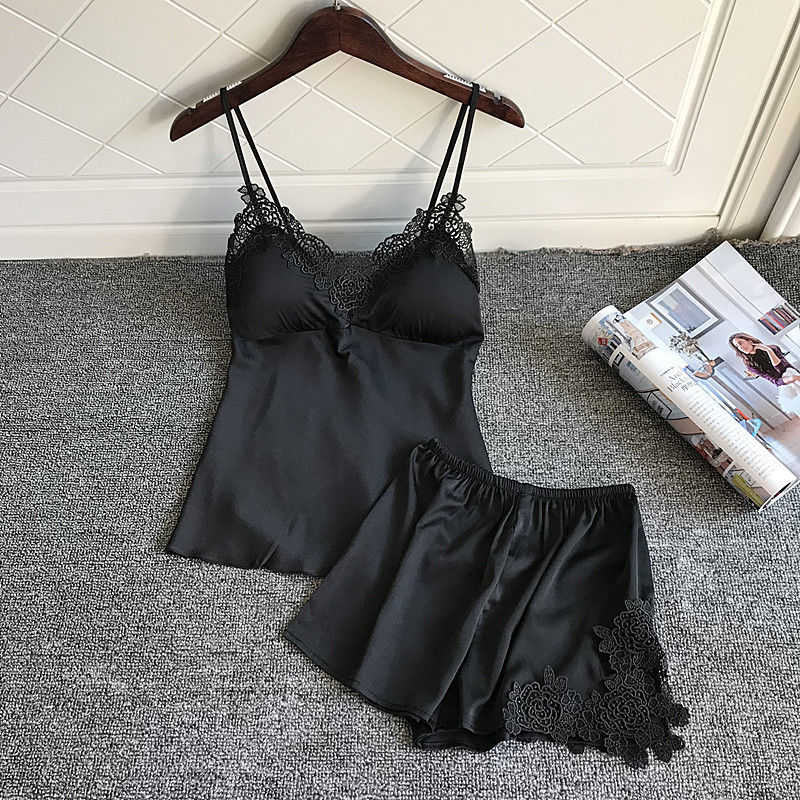 女人在家别戴文胸,闷热又难受,看下面女人怎么穿,方便又舒服