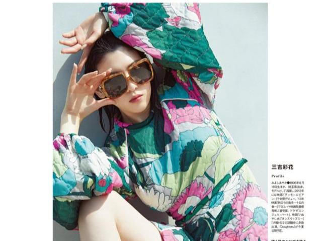  『小黑裙』初夏到了别乱穿!2套最美的“搭配灵感”送给你,满足你的时尚欲