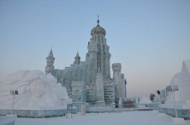 国内最大的省会城市，面积是上海的8倍，常住人口1066万人！