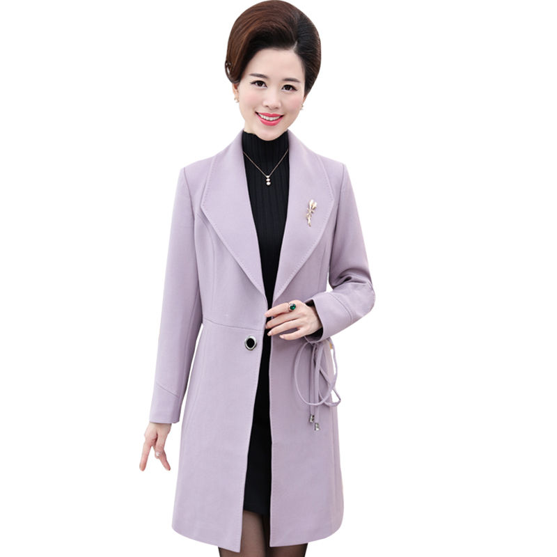 永不过时的中年妈妈装，十足女人味，早秋穿太合适了