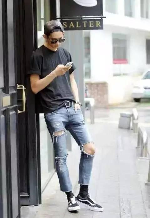  「不合身」20岁+男人春天穿搭指南：远离不合身、鲜艳、款式老旧