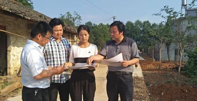  「领导干部」乡镇公务员和机关公务员的四大区别，不是过来人不