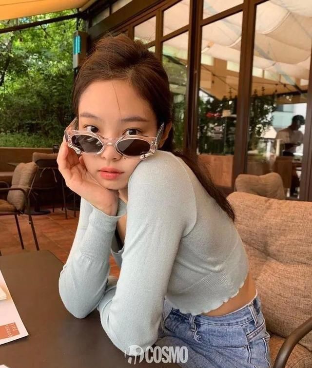  「安排」彩妆迷｜Jennie的仿妆终于安排上了！超大惊喜
