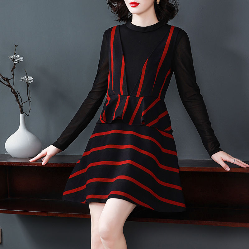 小个子女生都想要的高挑秘密!洋气A字裙+高跟鞋，巨显气质美