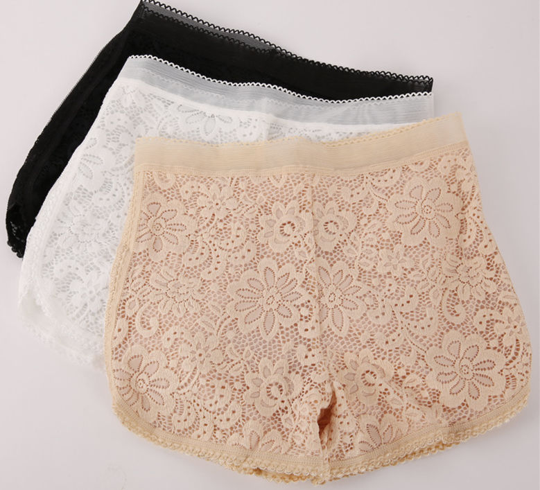 夏天穿飘逸的短裙，最怕刮风走光，老婆这样搭配安全裤，真心好看