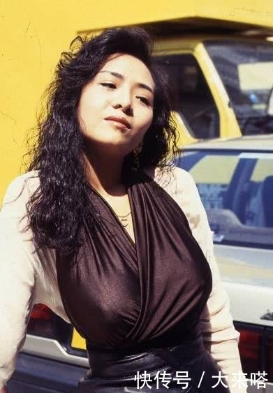  「难以」54岁的叶子楣淡出娱乐圈如今难以认出，美人终究有迟暮的那天