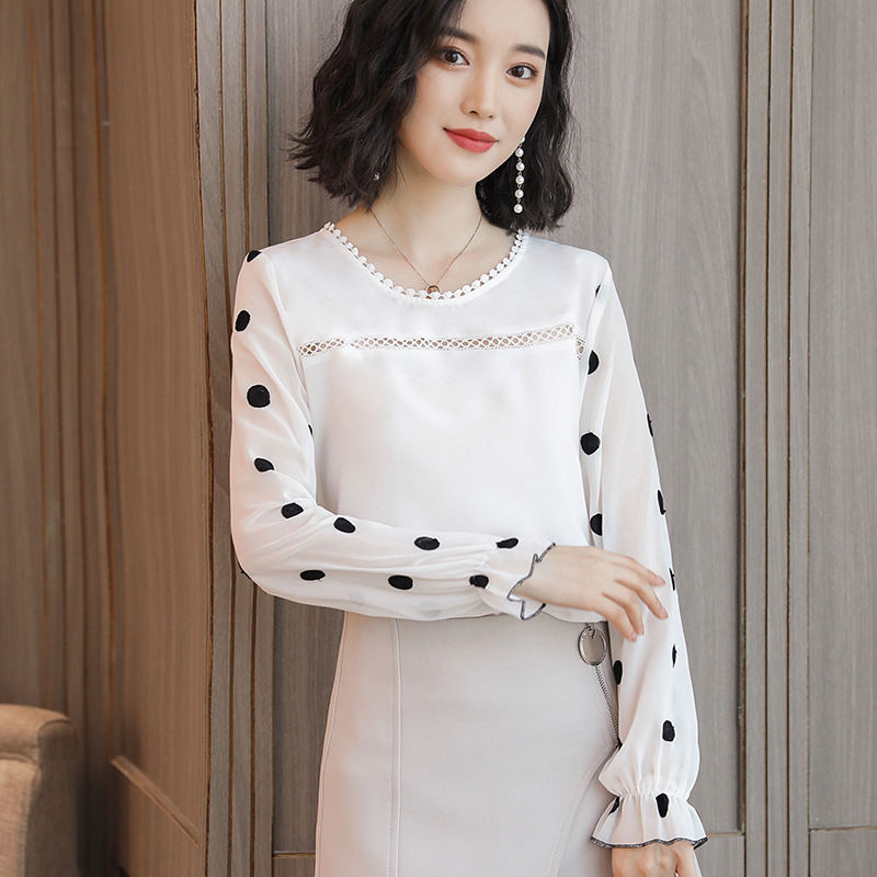 等了三天三夜，刚上市的小衫，搭阔腿裤，70后老婆穿多美多迷人