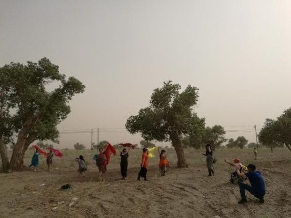 坐着大巴去新疆（五）之从且末到民丰，走走塔克拉玛干沙漠公路