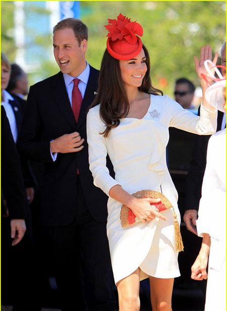 37岁凯特王妃:双腿肤白如雪，很是性感，难怪威廉王子会那么爱她